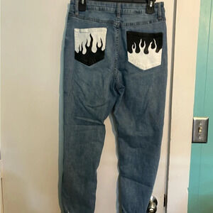 Hand painted‎ Wild Fable Womens Jeans black and white flame design distressed 6